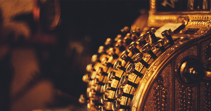 retail sales cash register feature