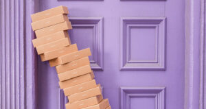 ecommerce shipping boxes at door feature