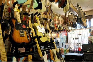 Ecommerce, omnichannel, omnichannel fulfillment, small business, small merchants, small retailers, Gelb Music, Guitar Center, Home Depot, music store, Electro-Harmonix, Sidney Gelb, Santana, Doobie Brothers, Paul Reed Smith, Paul Reed Smith guitars, Facebook, Twitter, Pinterest, eBay, eBay store, eBay storefront