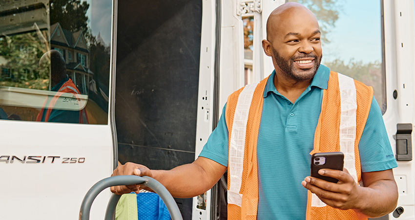 happy Roadie delivery dude feature