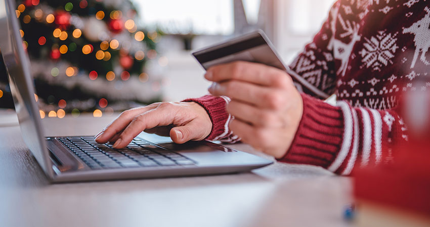 holiday shopping online